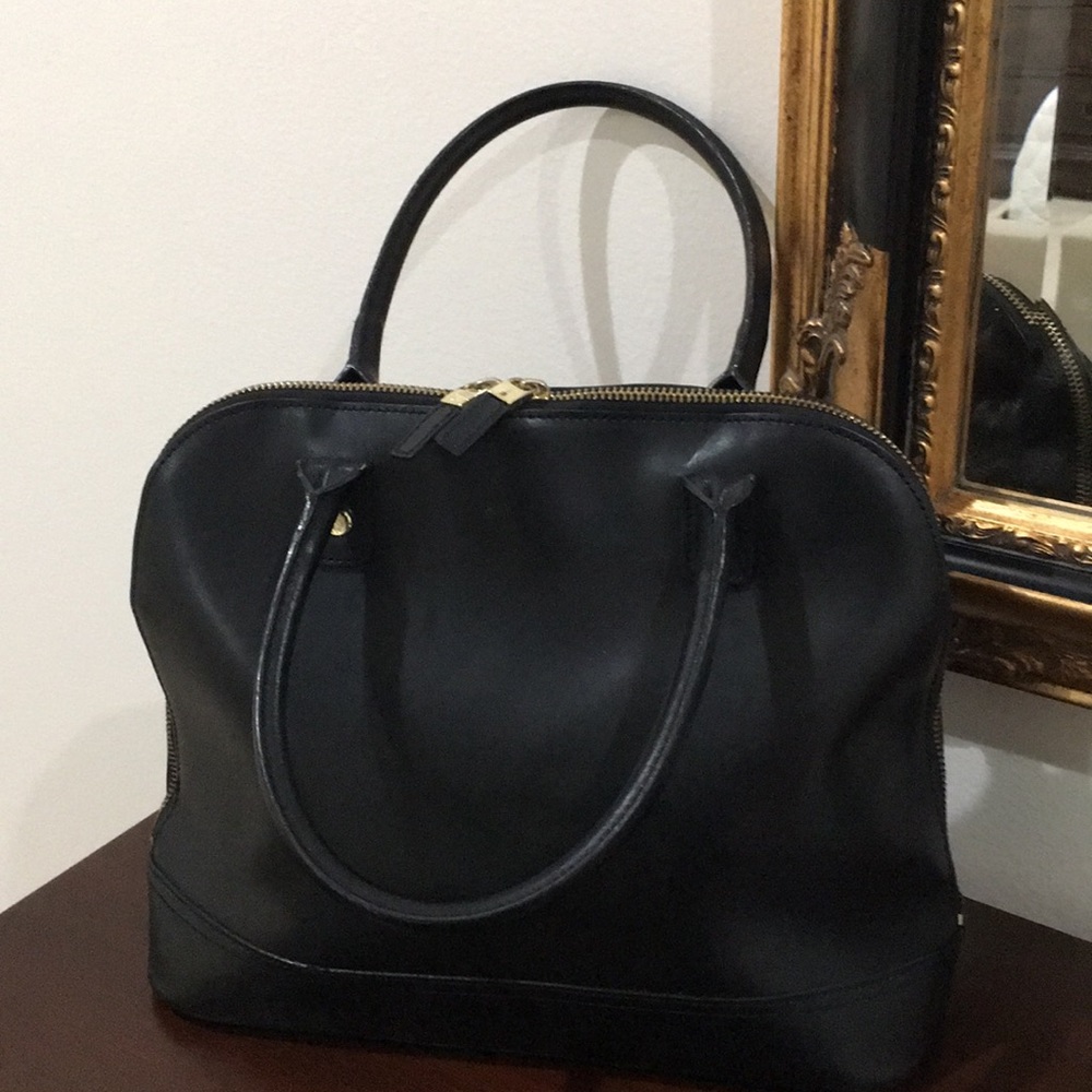 Brooks Brothers 346 Black Leather Classic Dome bag